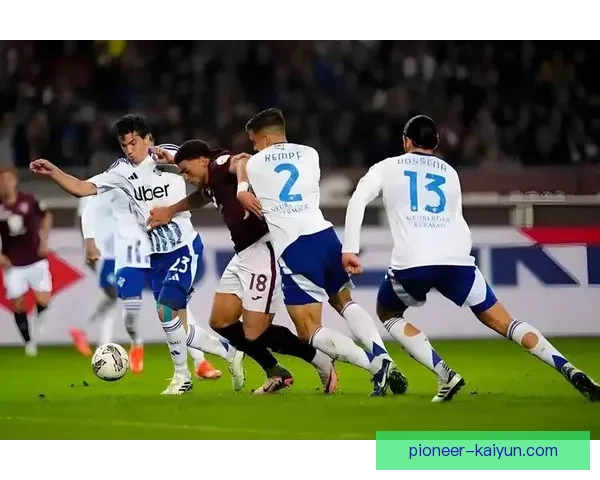 佛罗伦萨近期比赛节奏持续提升，展现出可观的竞争力。